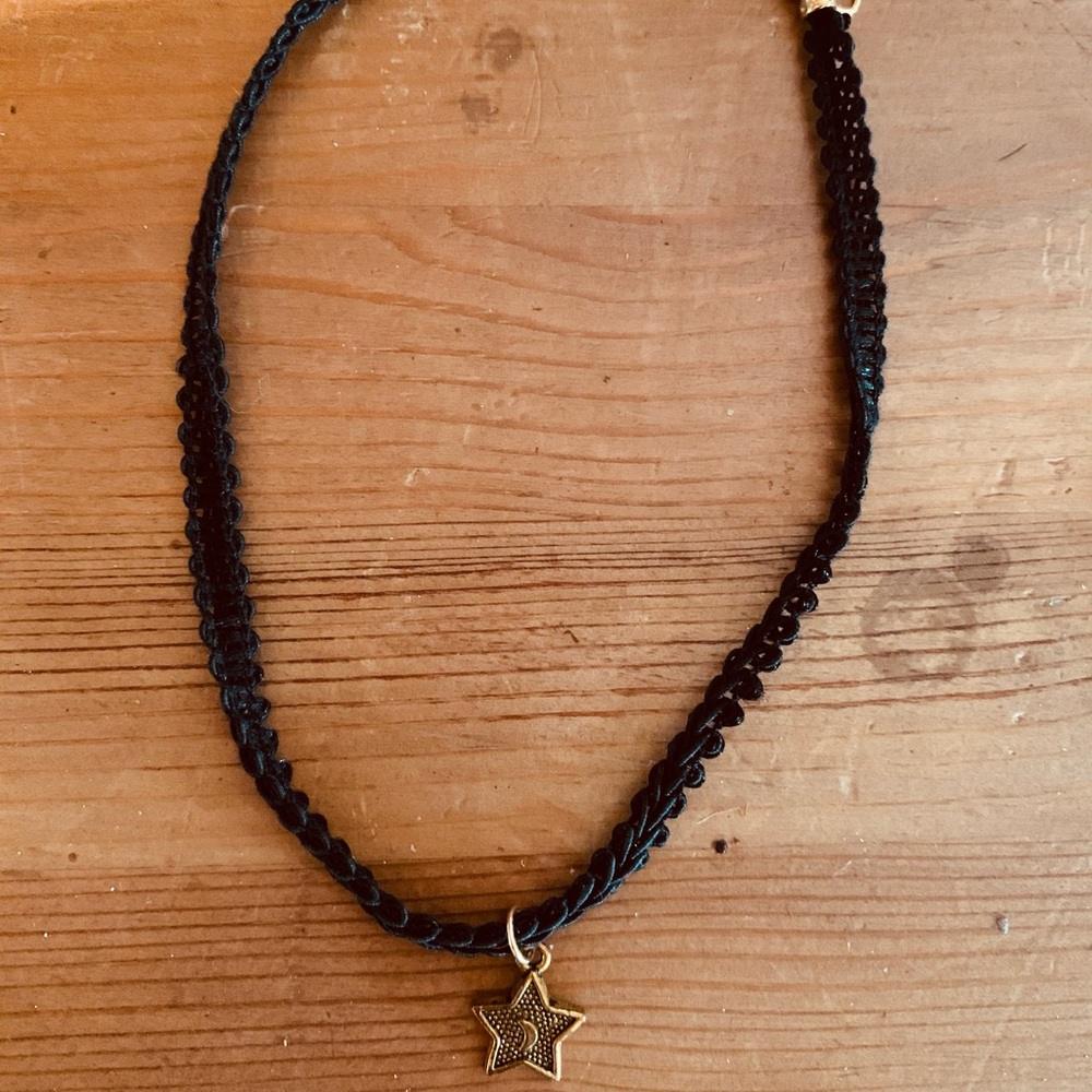 gamma phi choker necklace